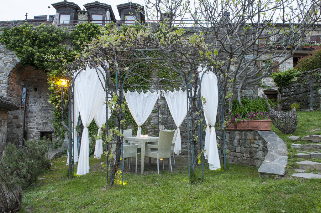 Borgo Casale Guest House Albareto  Ngoại thất bức ảnh