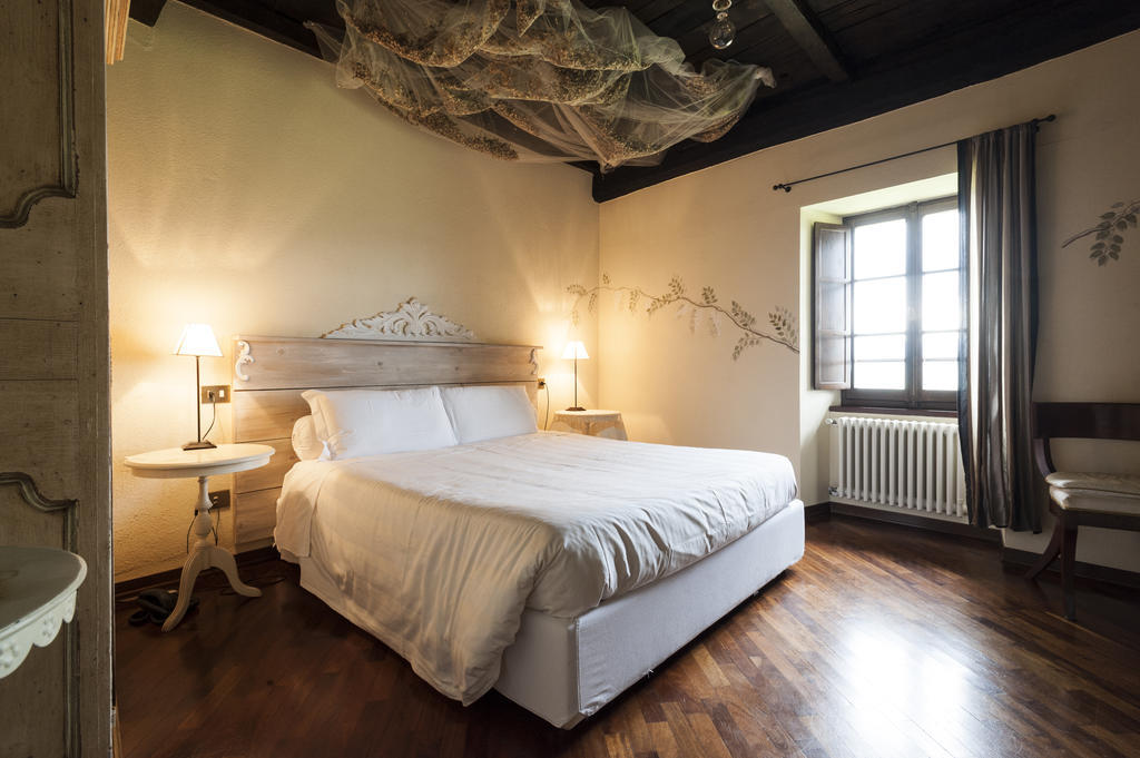 Borgo Casale Guest House Albareto  Phòng bức ảnh